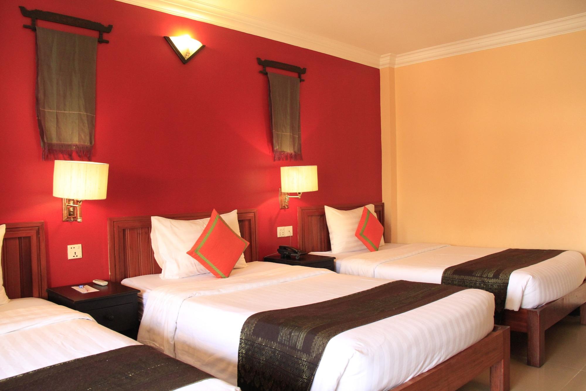 Mekong Angkor Palace Hotel Siem Reap Exterior photo