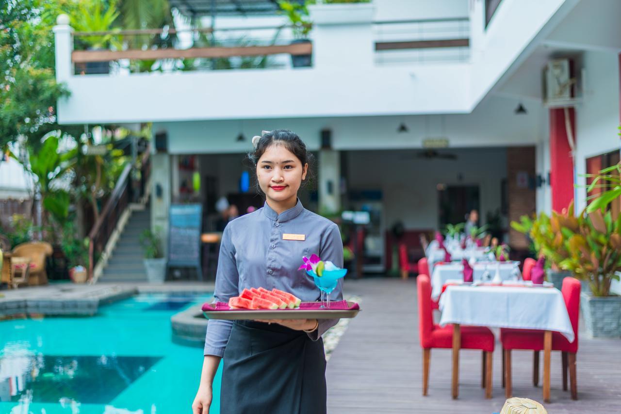 Mekong Angkor Palace Hotel Siem Reap Exterior photo